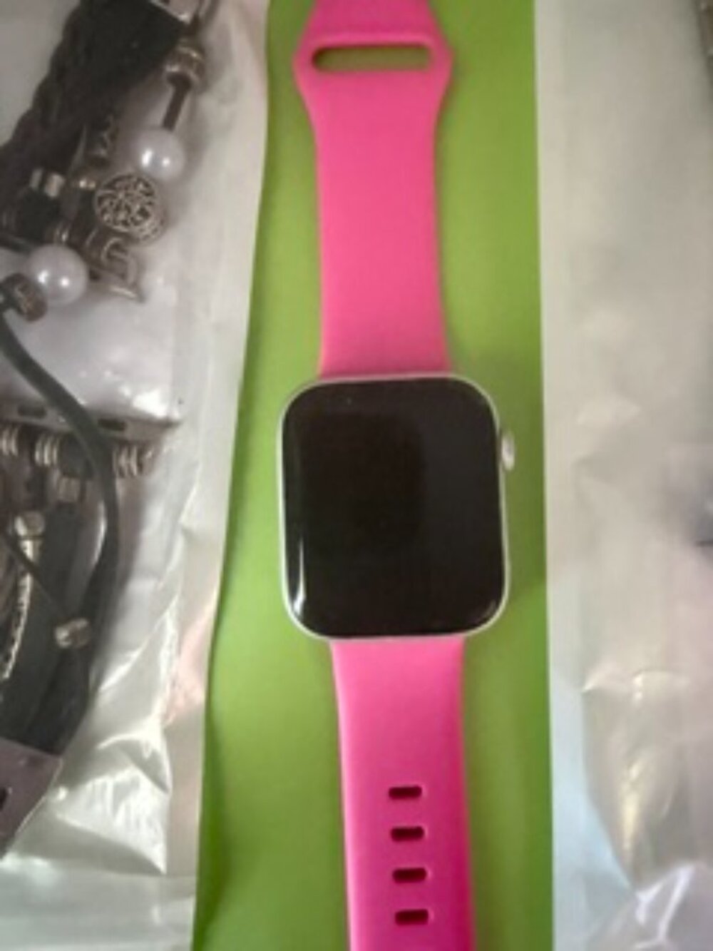Apple Watch Series 5 44mm GPS and Cellular - Picture 3 of 3